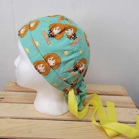 Scrub Hat Harry Potter Hermione Green w/ Yellow Tie - Picture 2 of 5